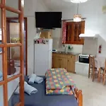 Daire Akrata Golden House
