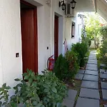 Akrata Golden House * Aigeira