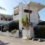 Akrata Golden House Apartment *