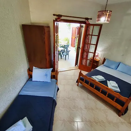 Apartment Akrata Golden House