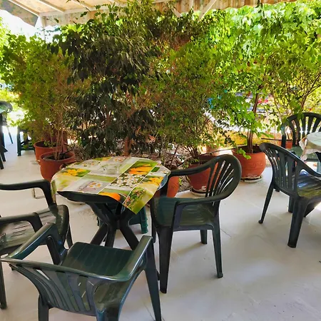 Akrata Golden House Apartment *