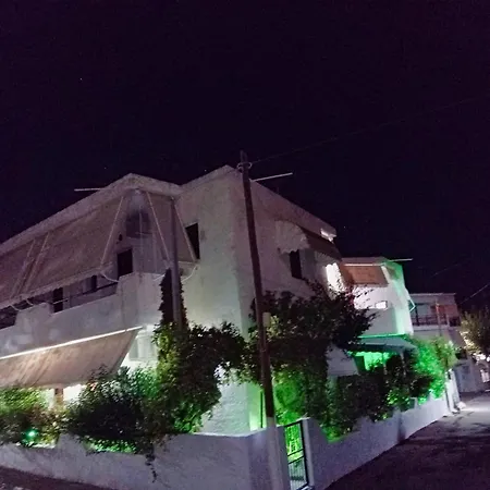 Akrata Golden House * Aigeira