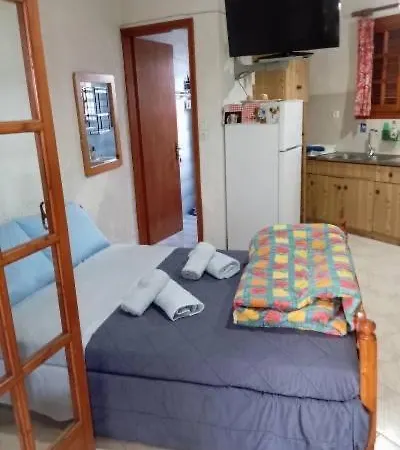 דירה Akrata Golden House *