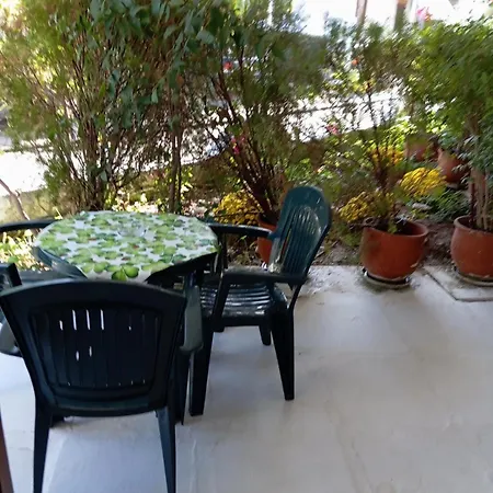 Akrata Golden House Daire