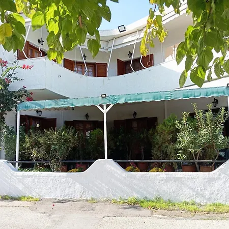 Daire Akrata Golden House