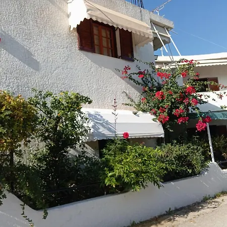 Akrata Golden House