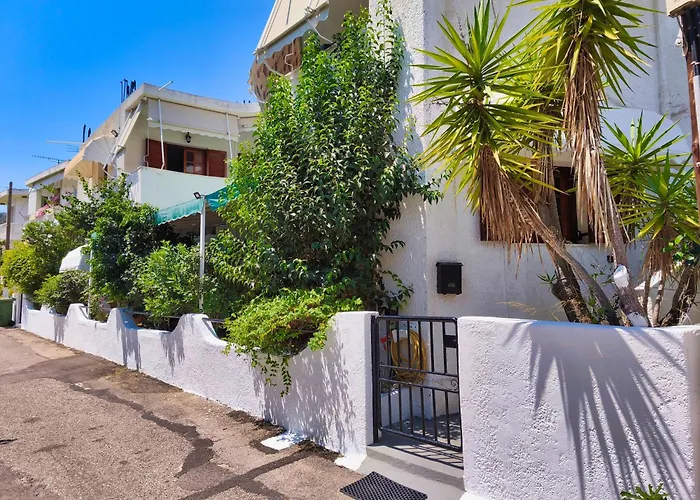 Akrata Golden House Apartamento *