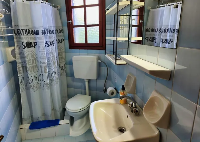 Akrata Golden House Apartamento *