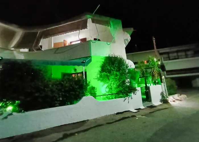 Akrata Golden House Apartamento *