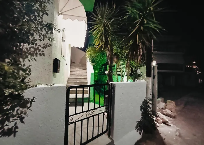 Akrata Golden House *