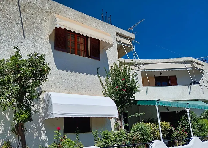 Apartamento Akrata Golden House *