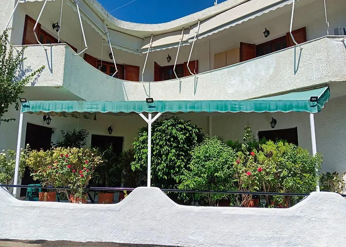 Apartamento Akrata Golden House *