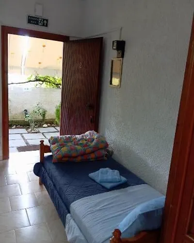 Akrata Golden House * Aigeira