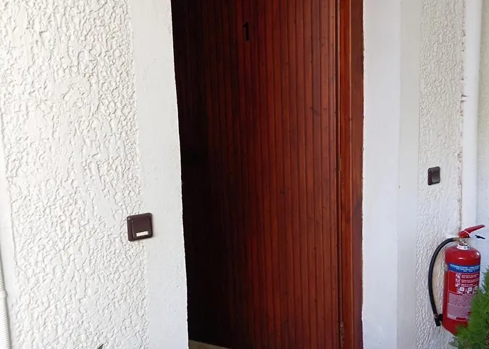 Akrata Golden House * Aigeira